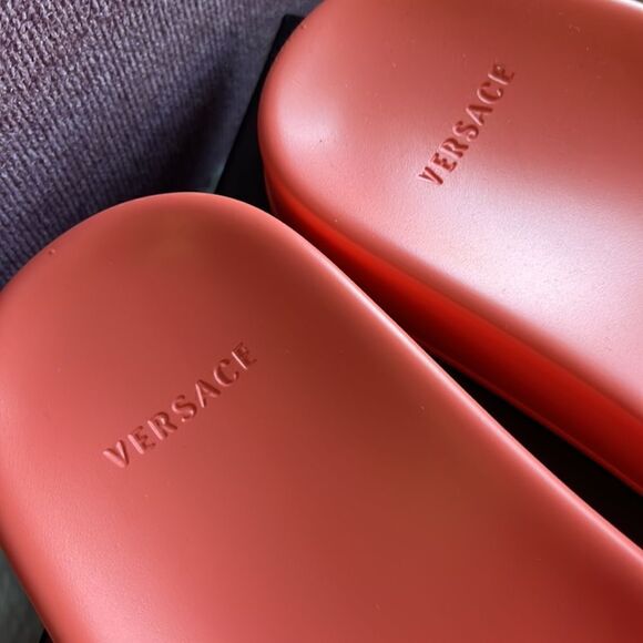 Ladies Versace slides - Picture 3 of 8